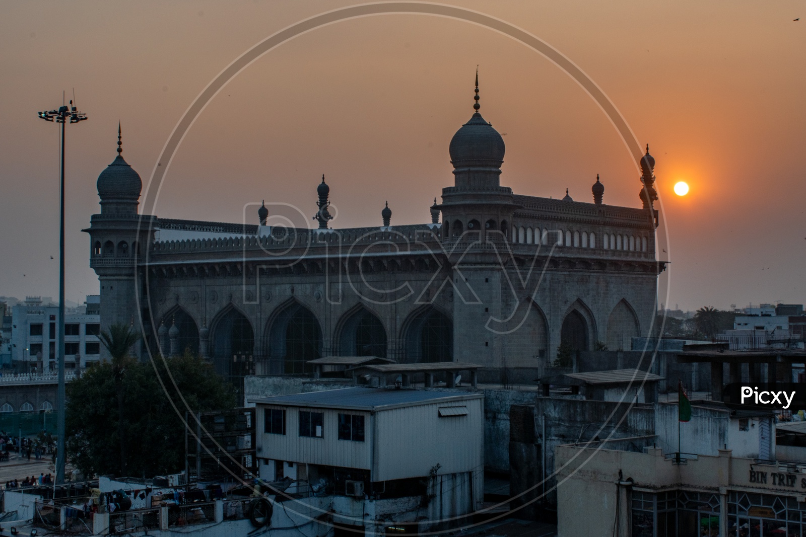 Sunset at Mecca Masjid