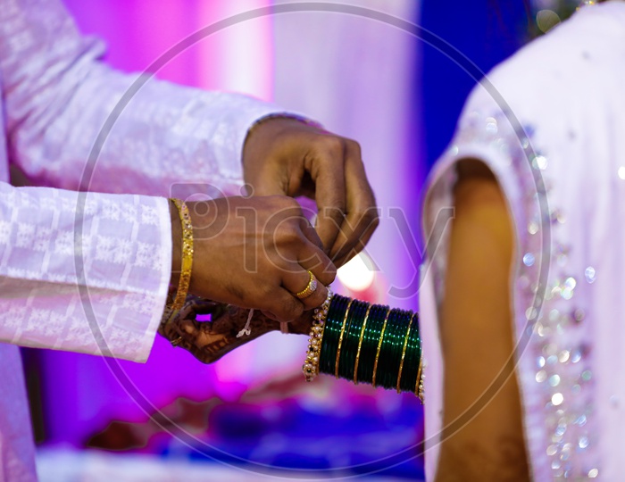 Hindu Wedding / South Indian Wedding / Wedding Rituals / South Indian Wedding Shots