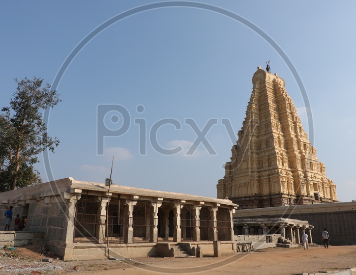 Gopuram of Virupaksha Temple in Hampi