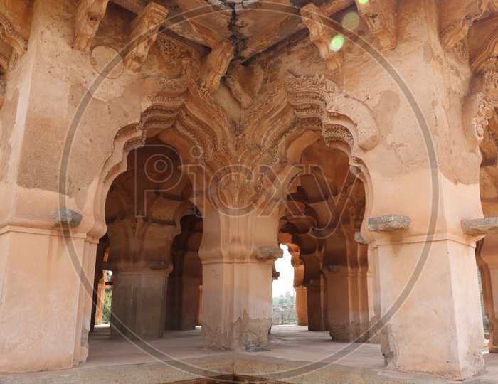 Architecture of Lotus Mahal Temple In Hampi