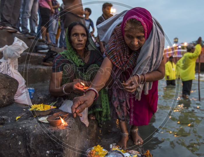 Image of women, jayanagar market-LT560694-Picxy