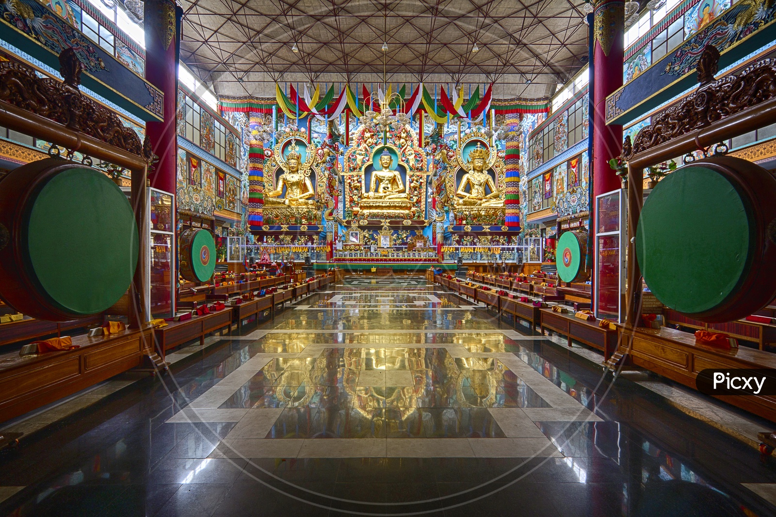 Namdroling Monastery, Tibetan Golden Temple