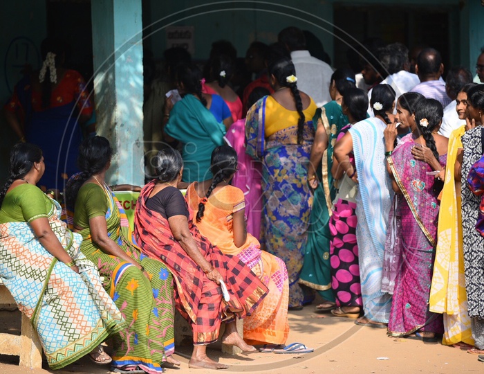 Lady Voters in Queue Lines For Casting Vote in Panchayath Elections In Telangana 2019