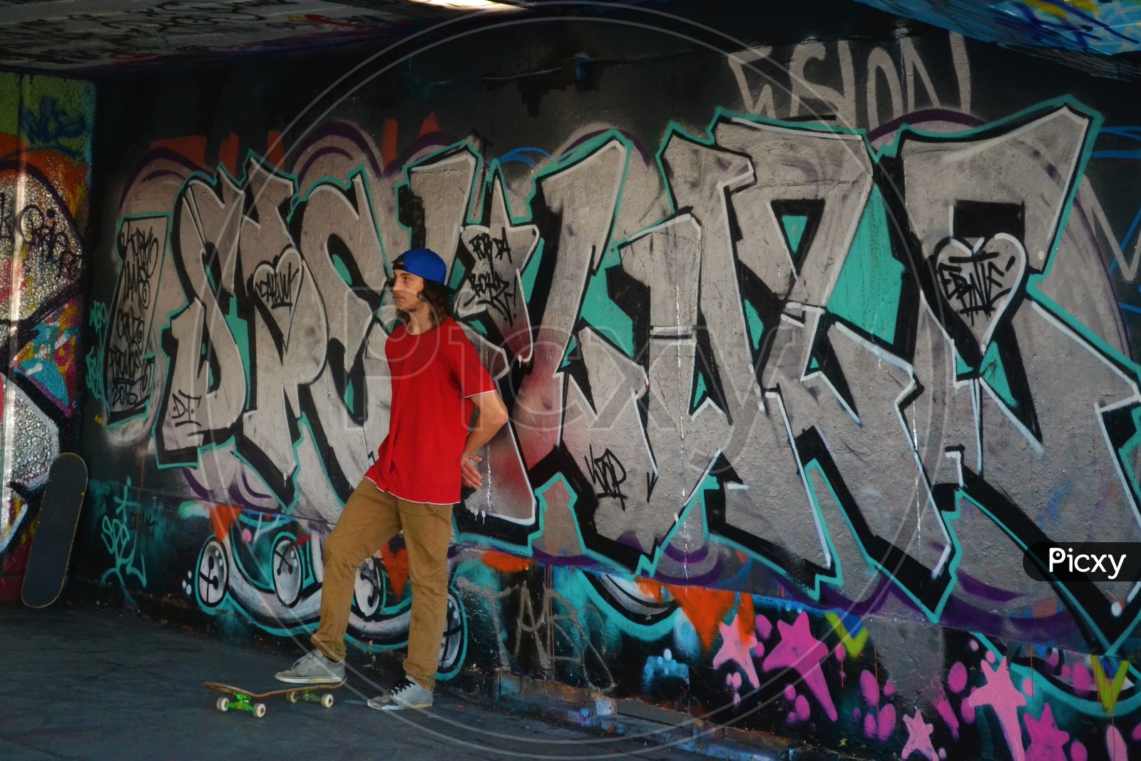 Graffiti and Skater