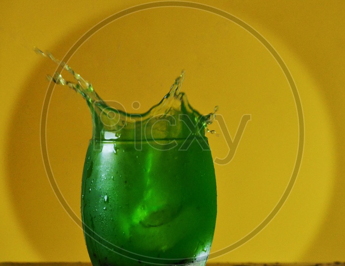 Splash in a drink glass