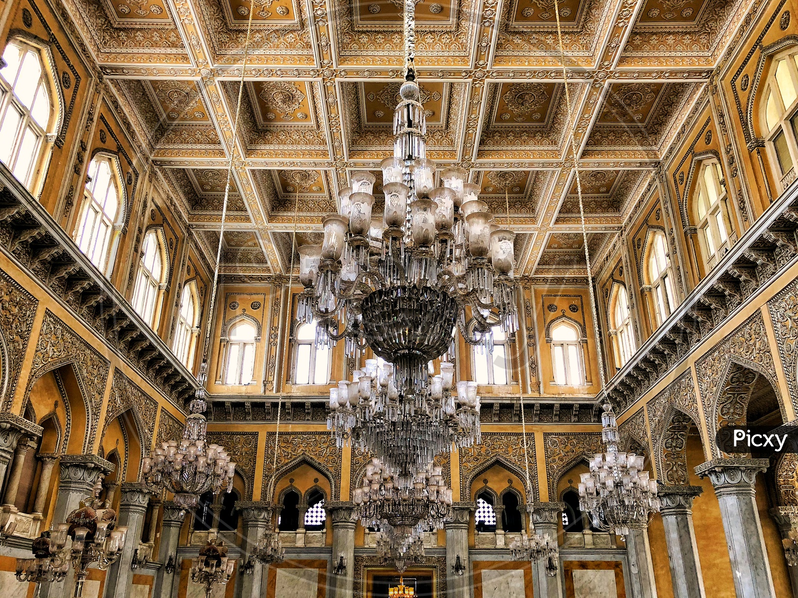The Royal Chandelier!