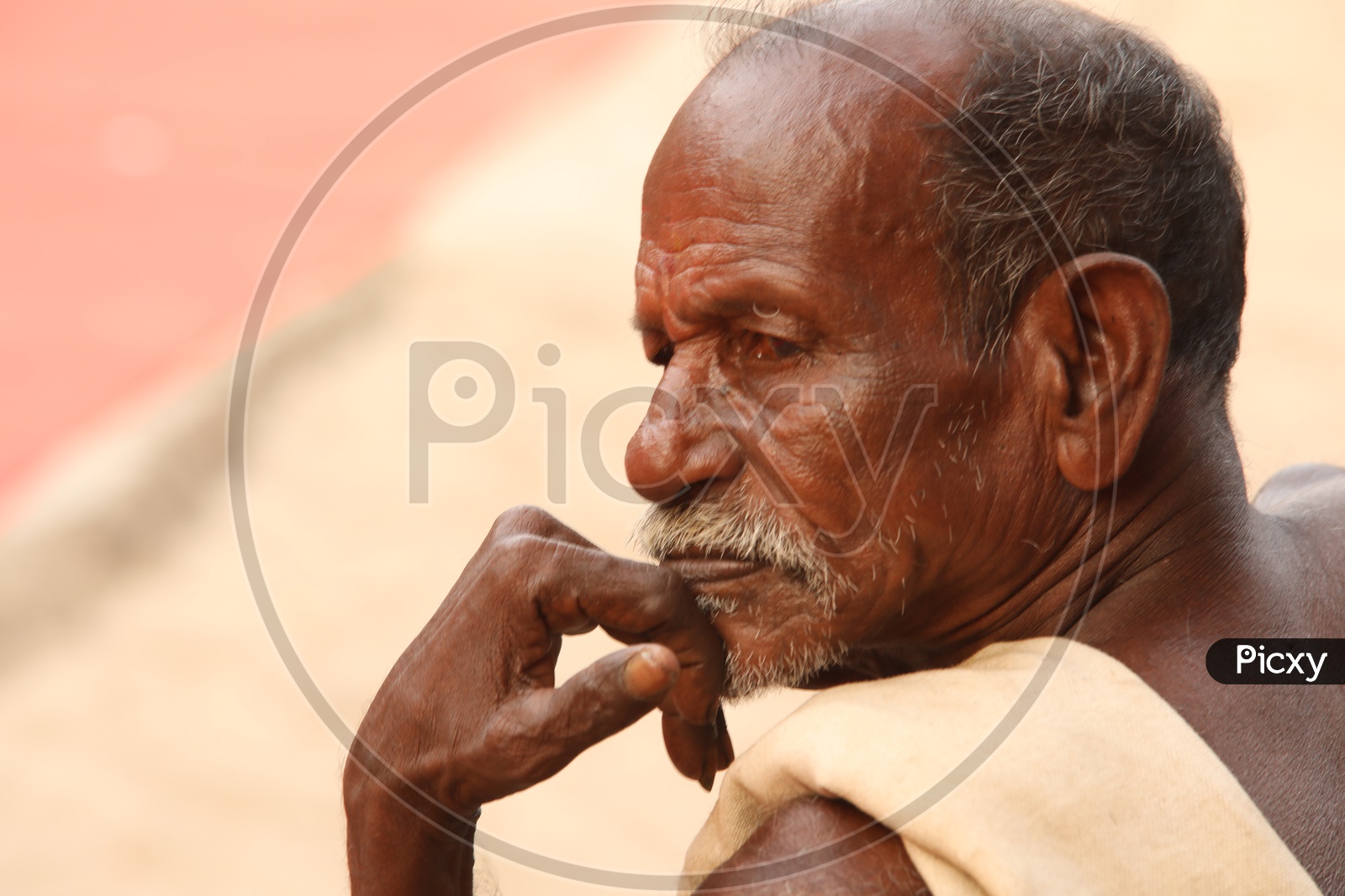 Photograph of old man face / People Face
