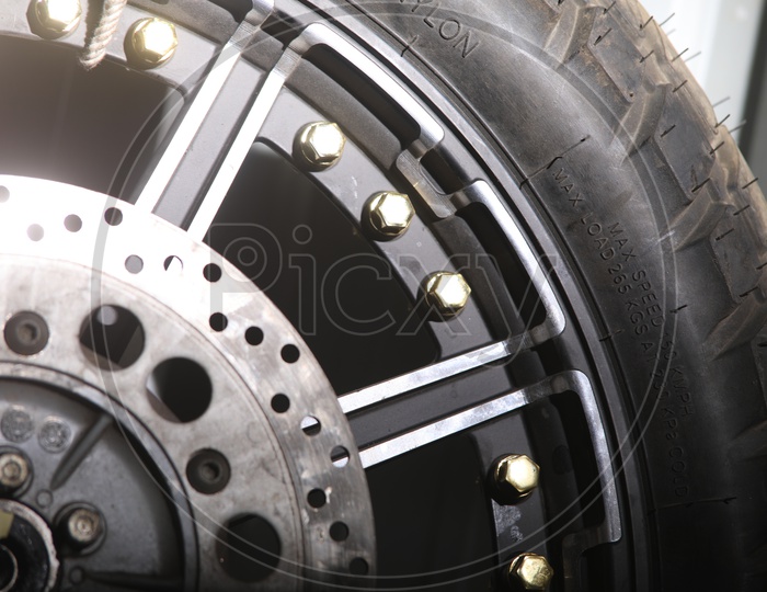 close up shot of bike wheel