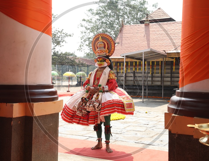 Kathakali dance performance Photographs