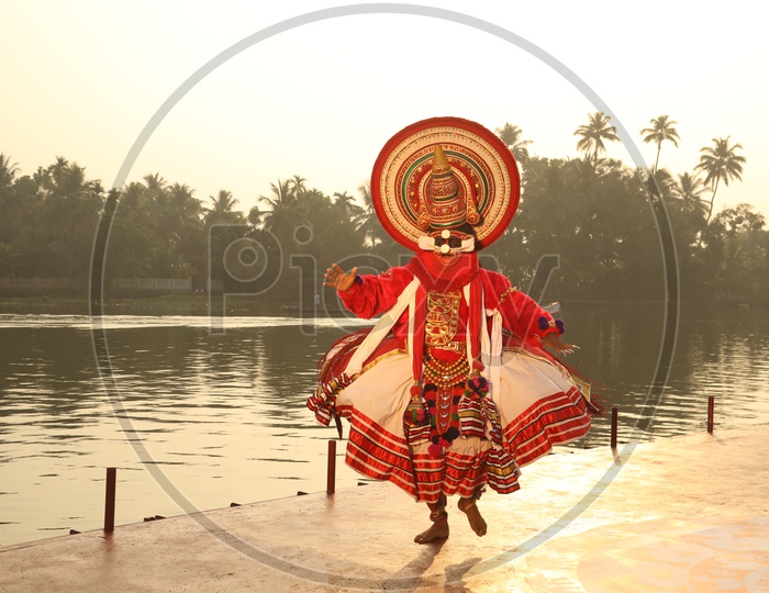Men performing Kathakali dance in Kerala