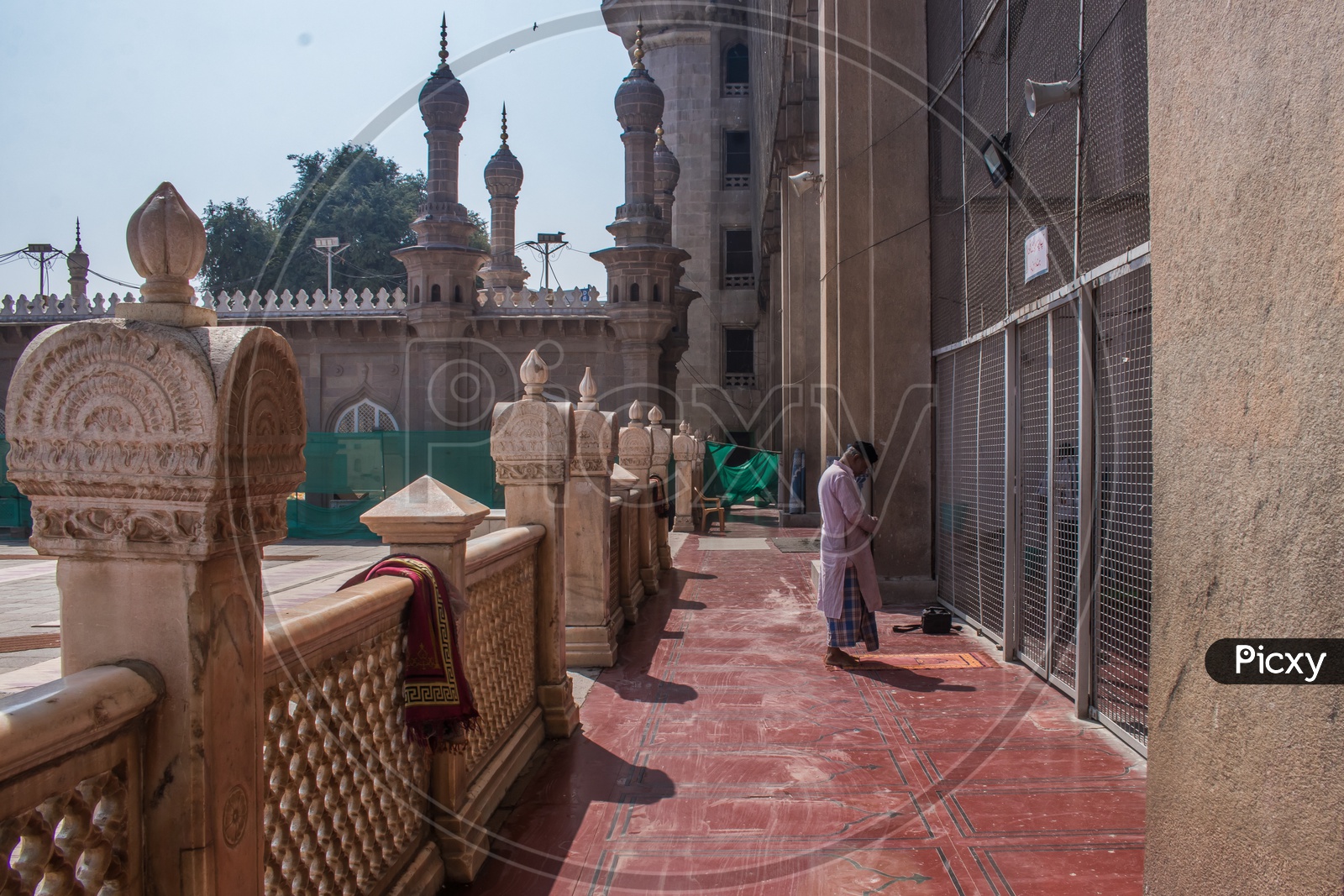 mecca masjid in hyderabad