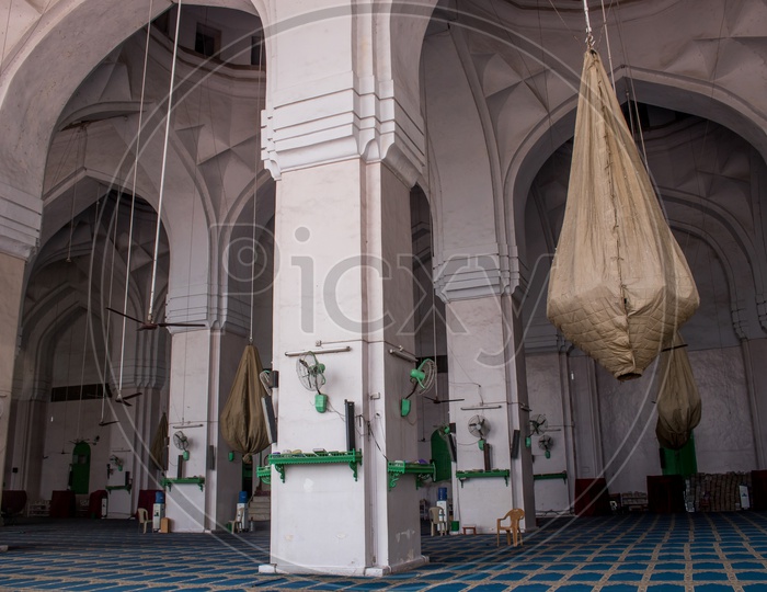 mecca masjid in hyderabad
