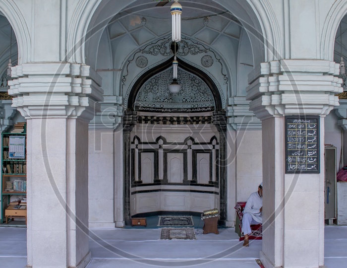 masjid in hyderabad