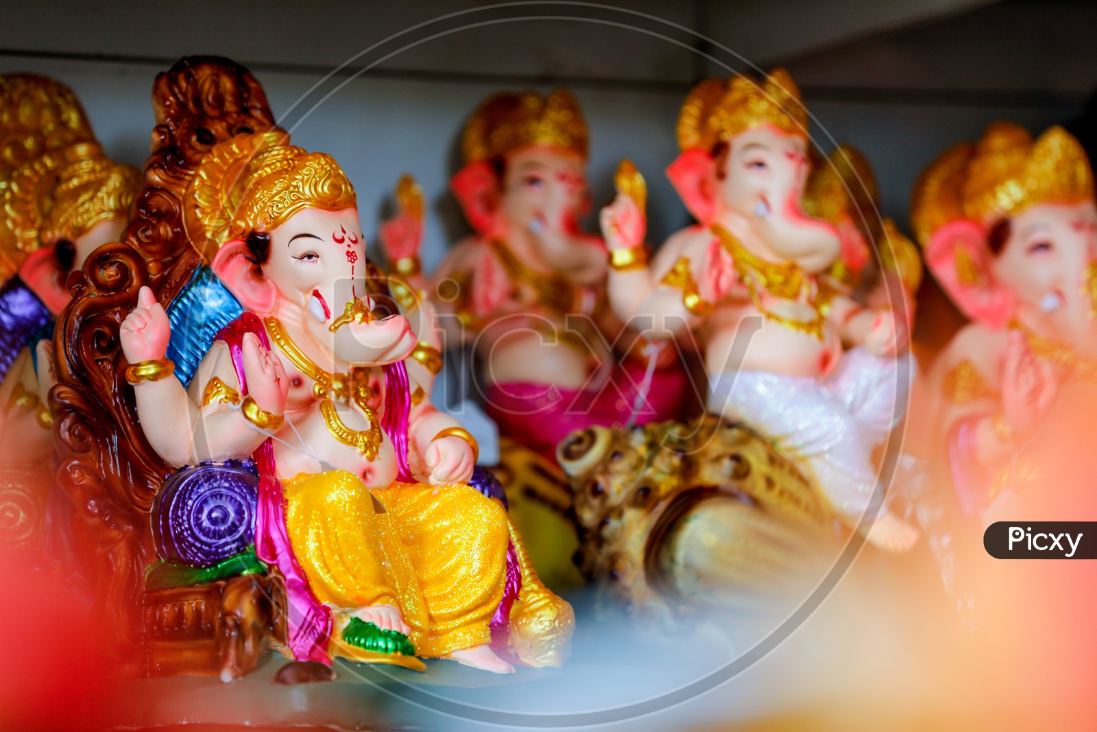 Lord Ganesh Idol / Ganesha Idols placed in a sequence