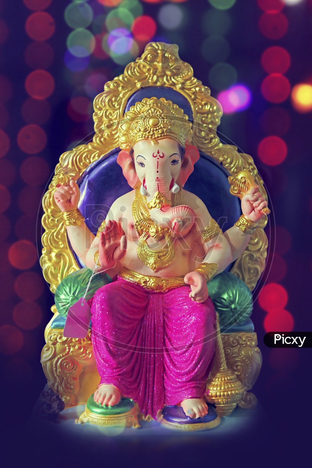 Image of Lord Ganesh Idol / Ganesha Idol with beautiful Bokeh ...