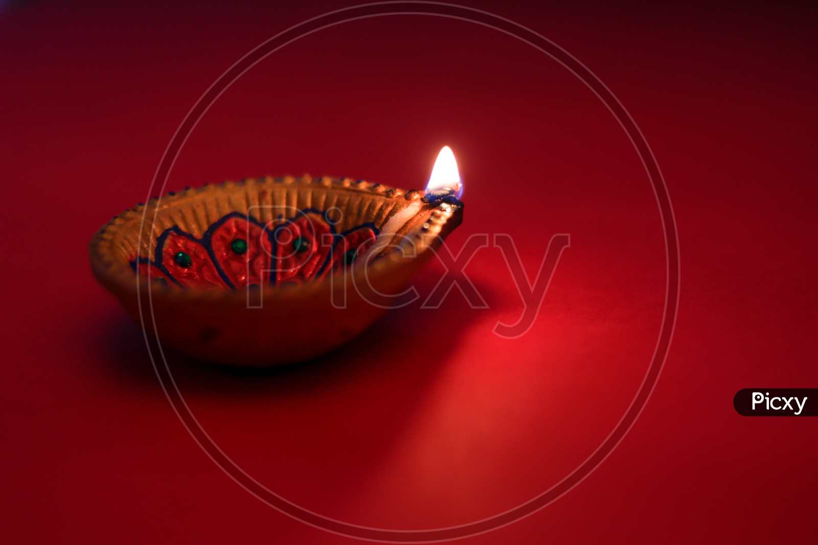 red colour diya