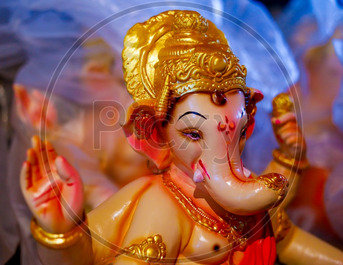 Photograph of Lord Ganesha Idol / Ganesh Idol