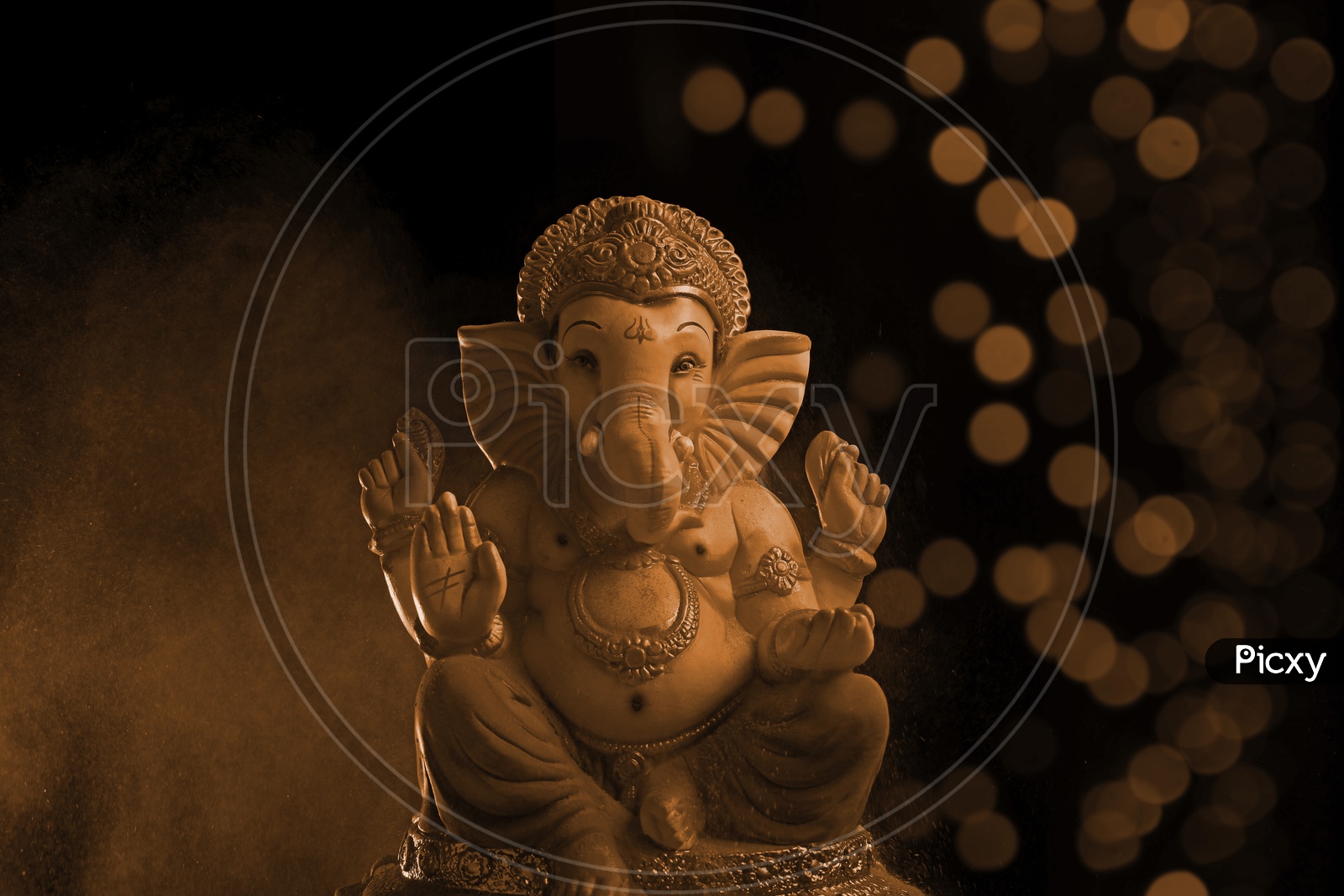 Ganesh Idol and beautiful Bokeh in the background