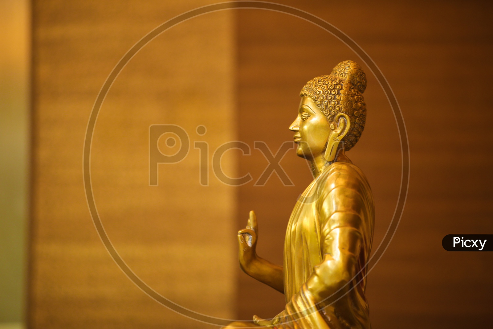lord buddha idol