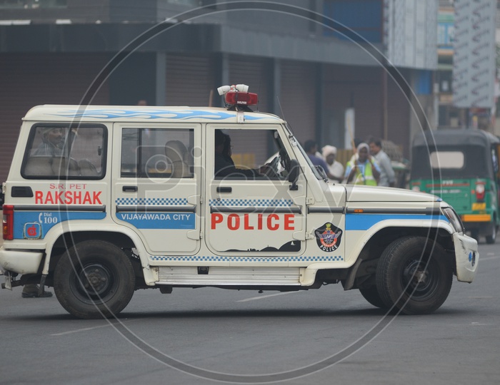 Police vehicle, Rakshak