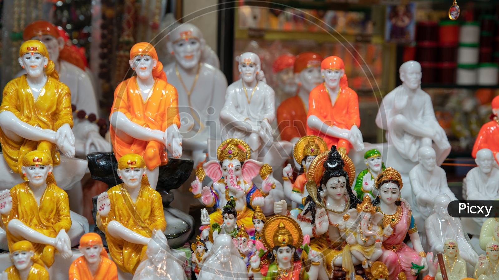 Image of Hindu God Idols Being Selling In ShopsSE835473Picxy
