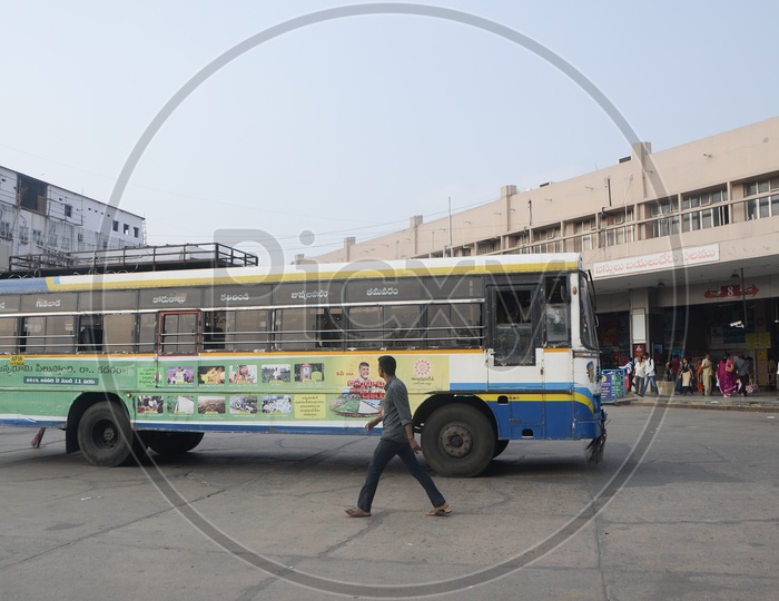 Vijayawada Pandit Nehru Bus Stand, Passengers
