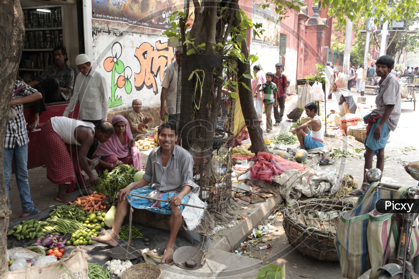 Indian Vegetable Sellers On the Footpaths Of Indian Roads