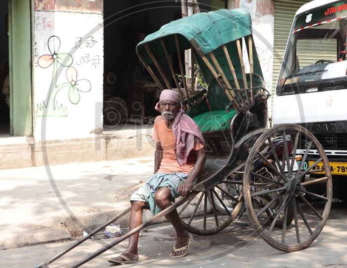 Indian Rickshaw Pullers