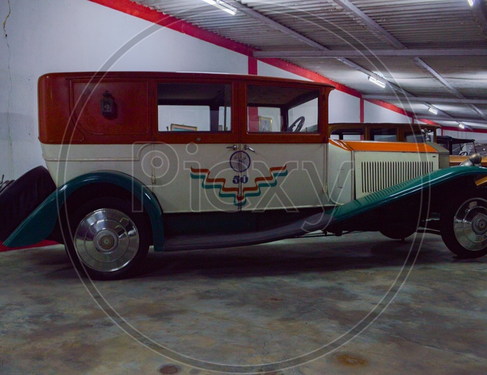 Rolls Royce Azad Phantom I Barker Limousine Vintage Luxury car from England Made in the year 1926 Complete side view