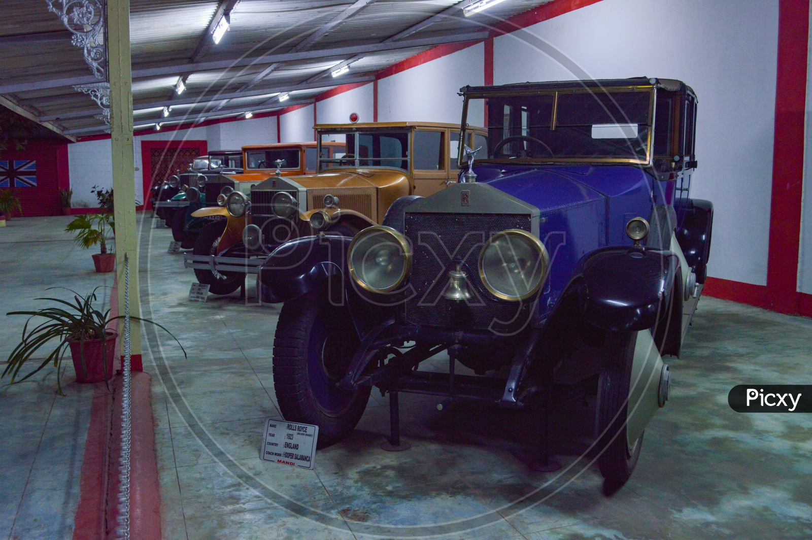 A line up of Luxury Vintage cars of the 1920's from the Rolls Royce company manufactured in England