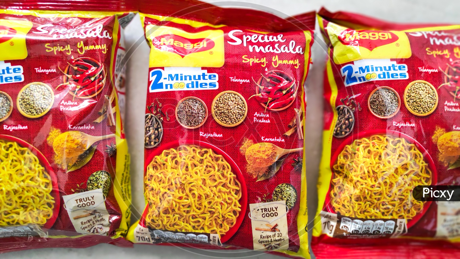 Nestle Maggi 2 minute instant noodles packets