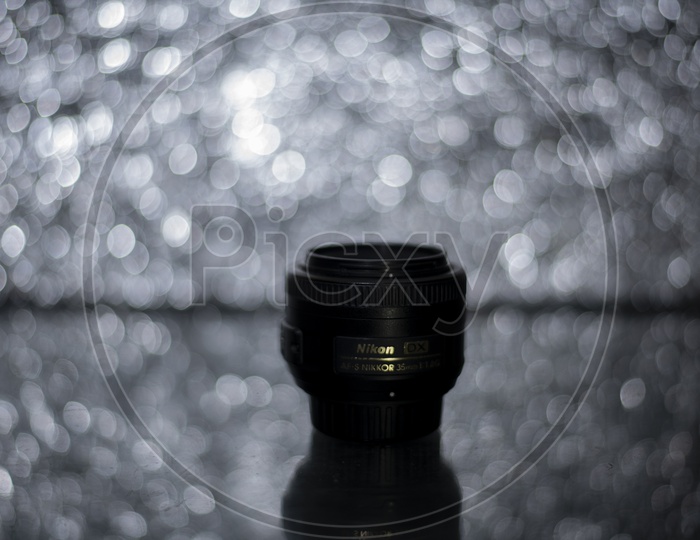 Nikon 35mm DX Lens