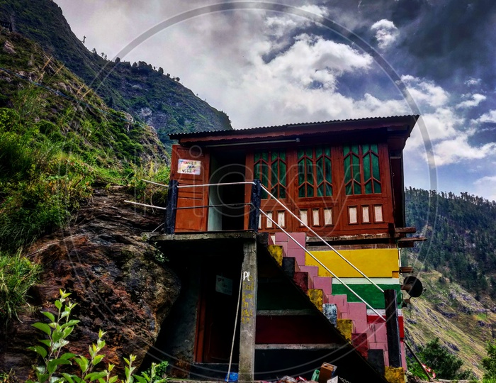 home stay at 10000 ft