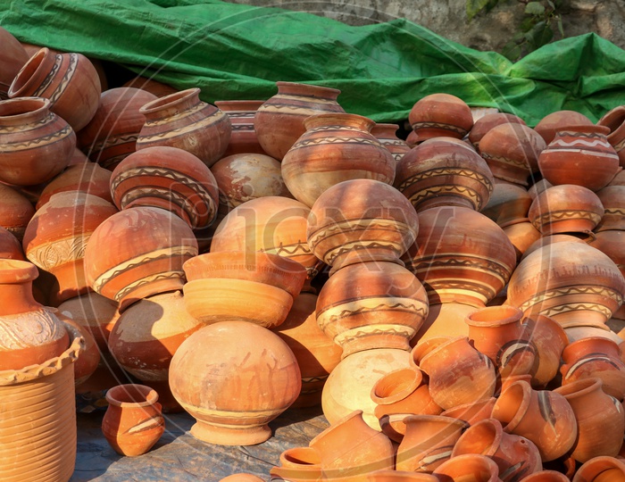 Hand Made Earthen Ware Or Clay Pots Being Selling On Road Side Vendor Stall