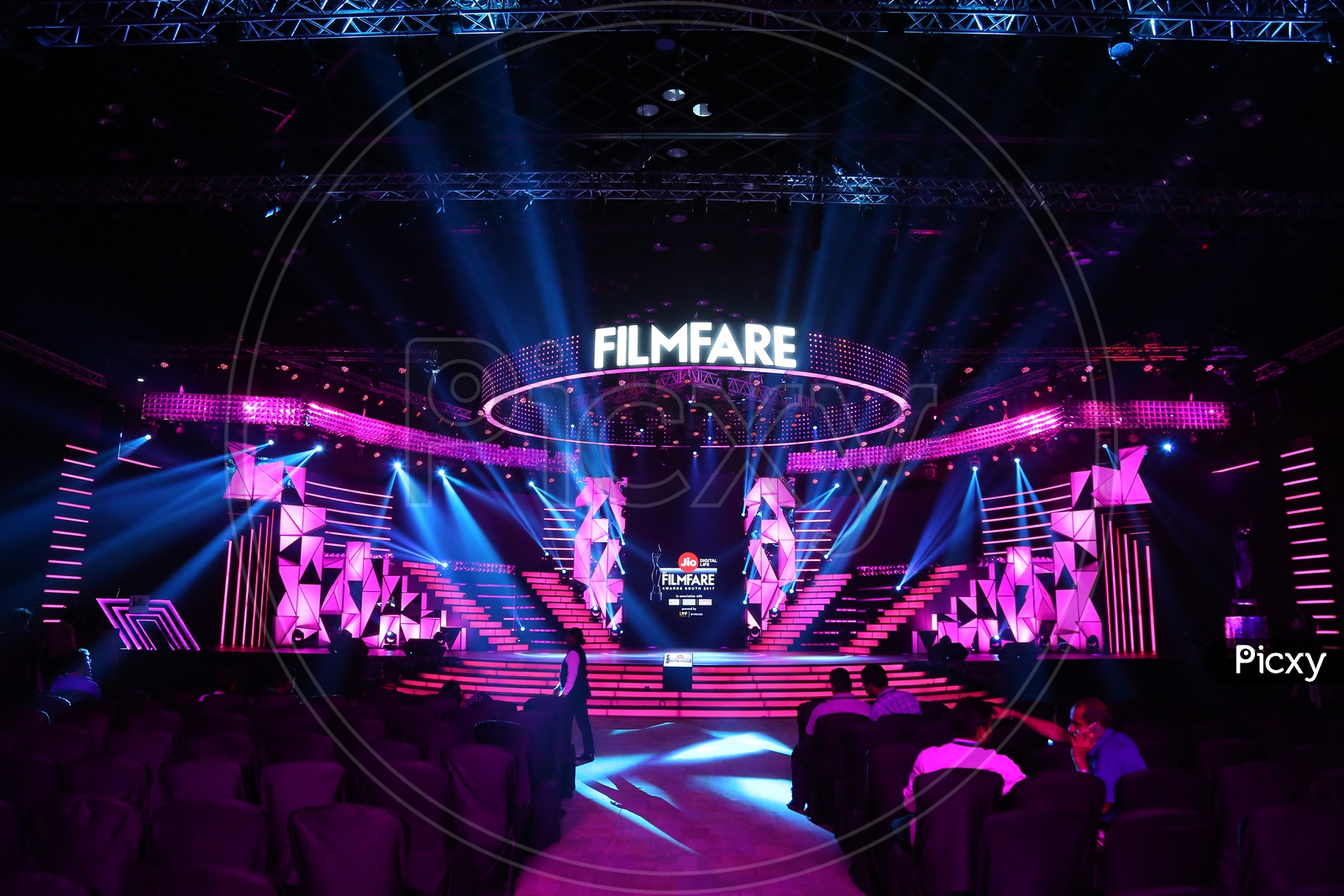 Image of Stage Lights of Filmfare Awards South 2017ZA083496Picxy