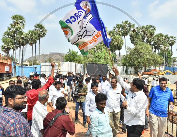 YSRCP Party Supporters Celebrating the victory at Tadepalli