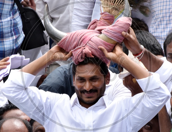 AP Chief Minister Y.S. Jaganmohan Reddy in Election Campaign