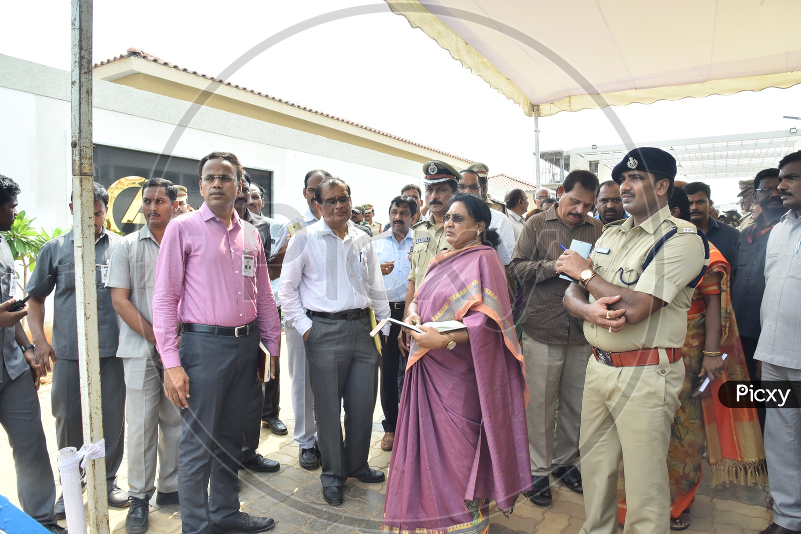 Police Security at AP Chief Minister Y.S. Jaganmohan Reddy Residence