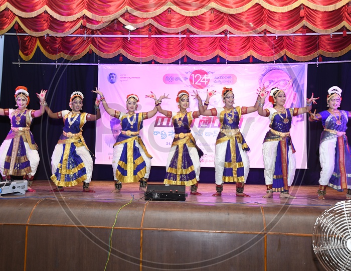 Indian Bharathanatyam Dancers Performance on Stage