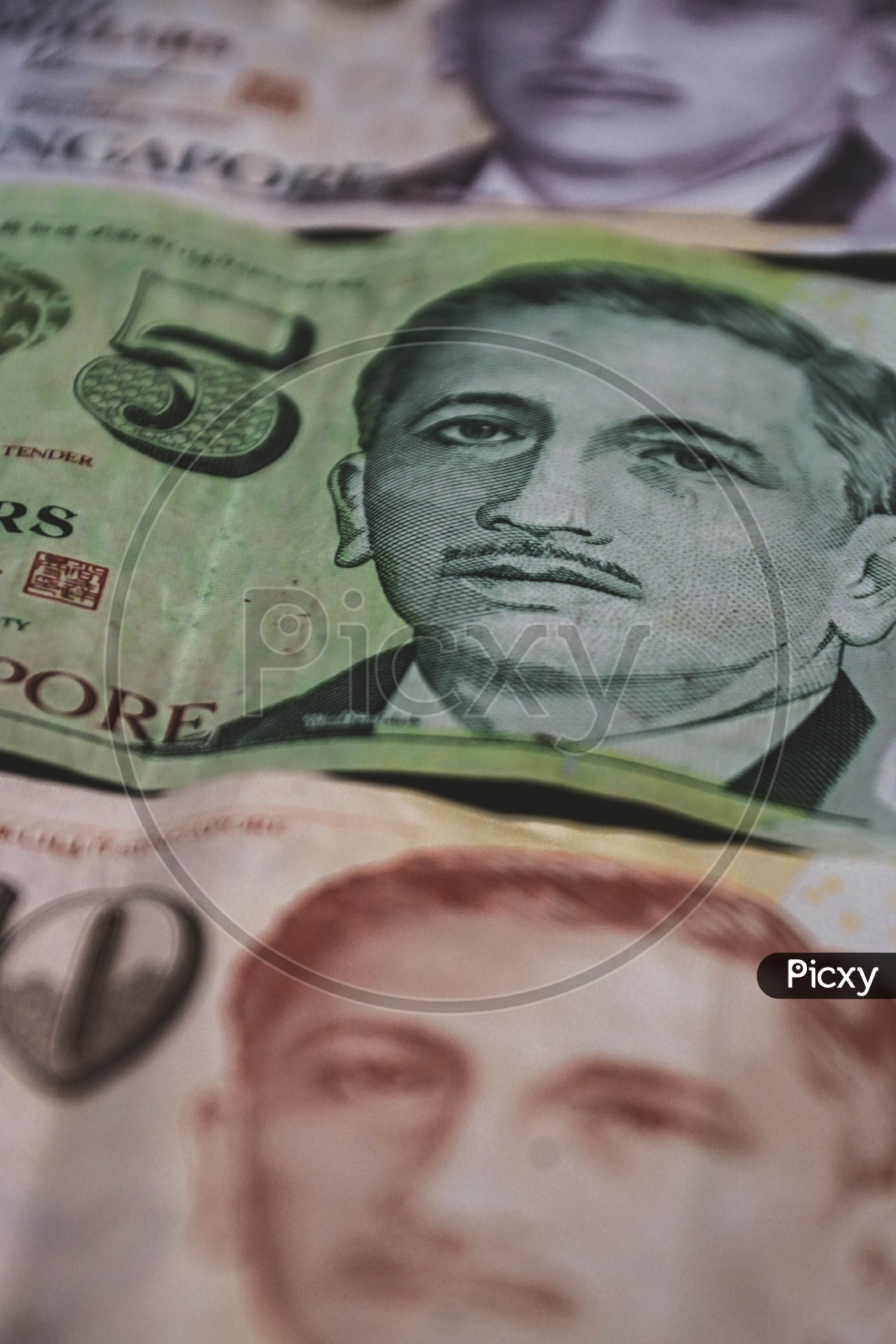 Image of Encik Yusof Bin Ishak on Singapore Dollar Note-EI677323-Picxy
