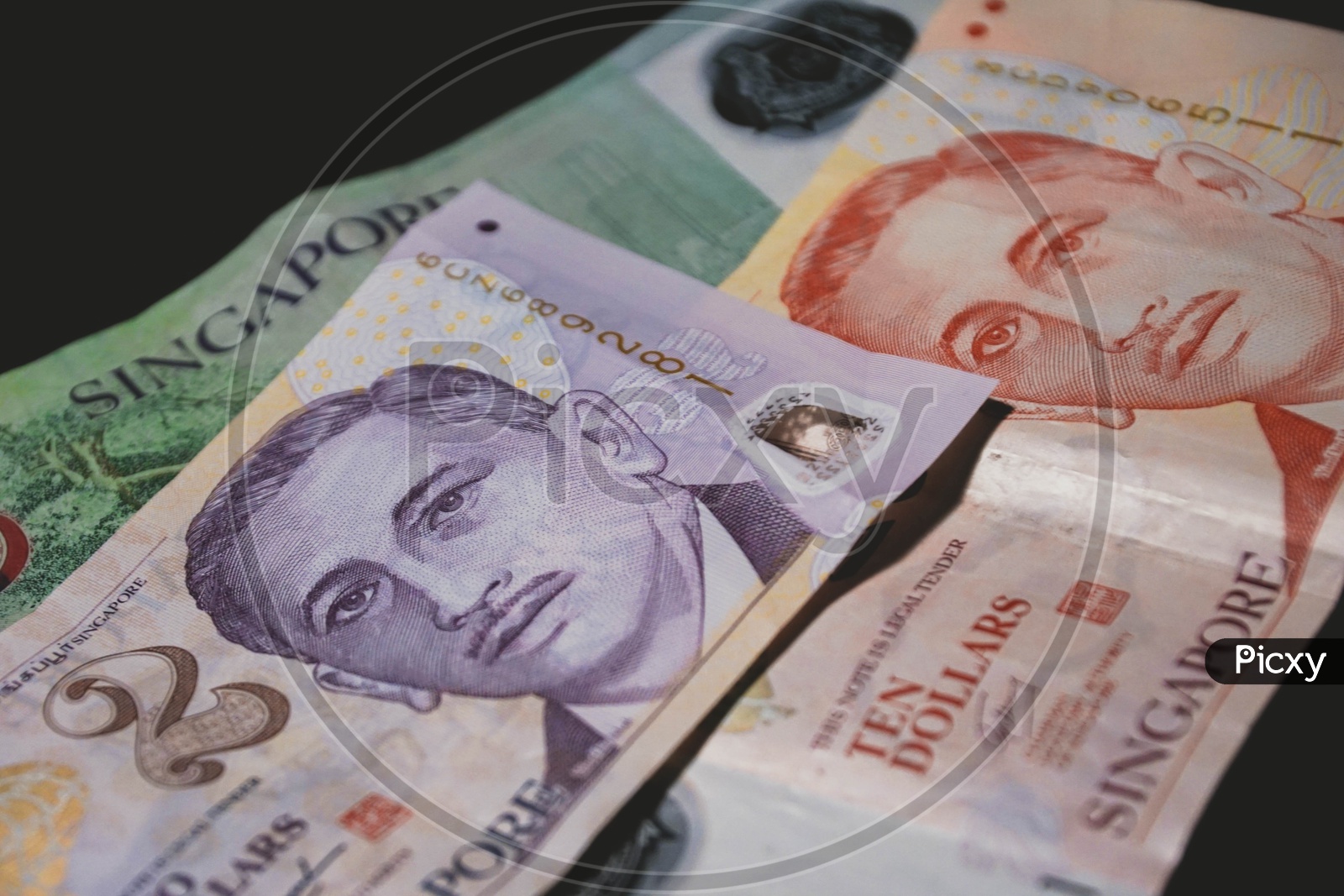 Image of Encik Yusof Bin Ishak on Singapore Dollar Note-DX685352-Picxy