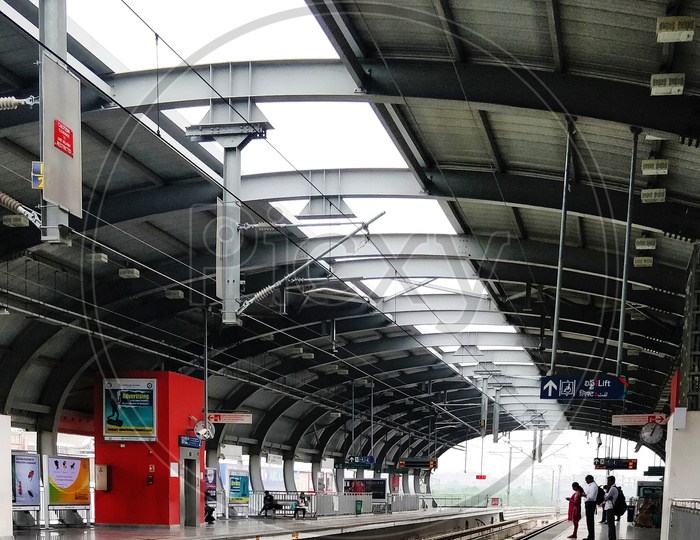 Cleanliness and the architecture simply awesomeness of Hyderabad Metro
