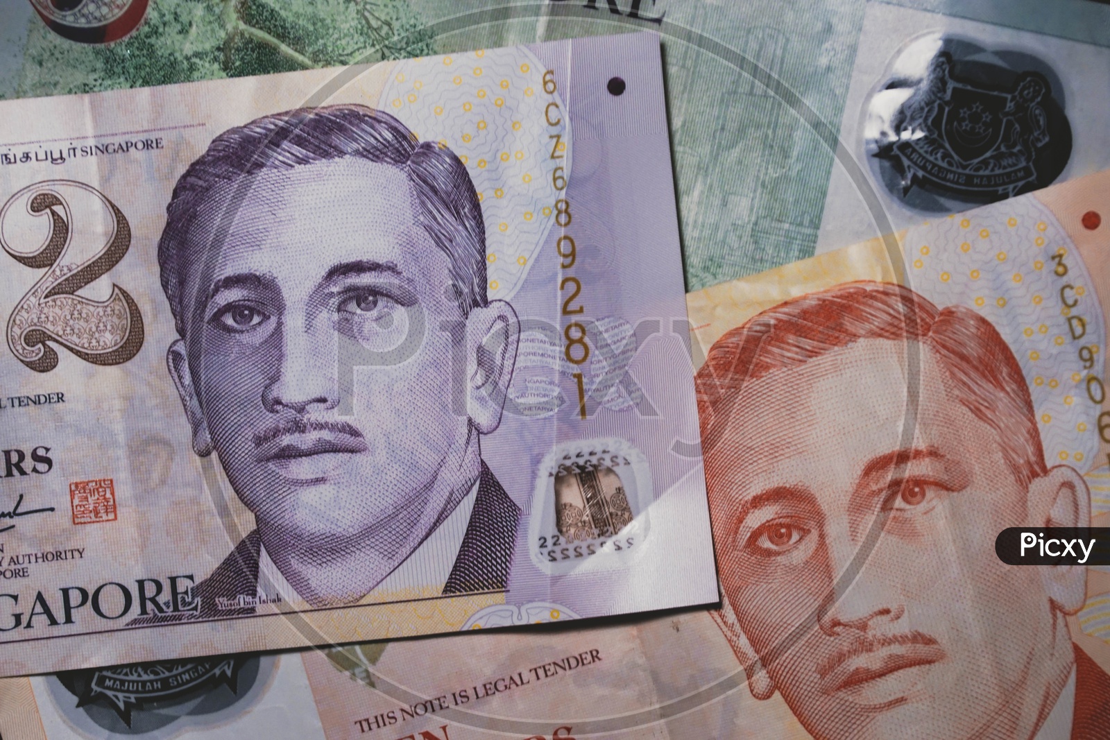 Image of Encik Yusof Bin Ishak on Singapore Dollar Note-XH623986-Picxy