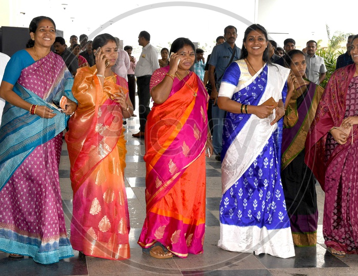 Image of YCP Party Female Leaders at AP Secretariat, YCP MLA Roja ...