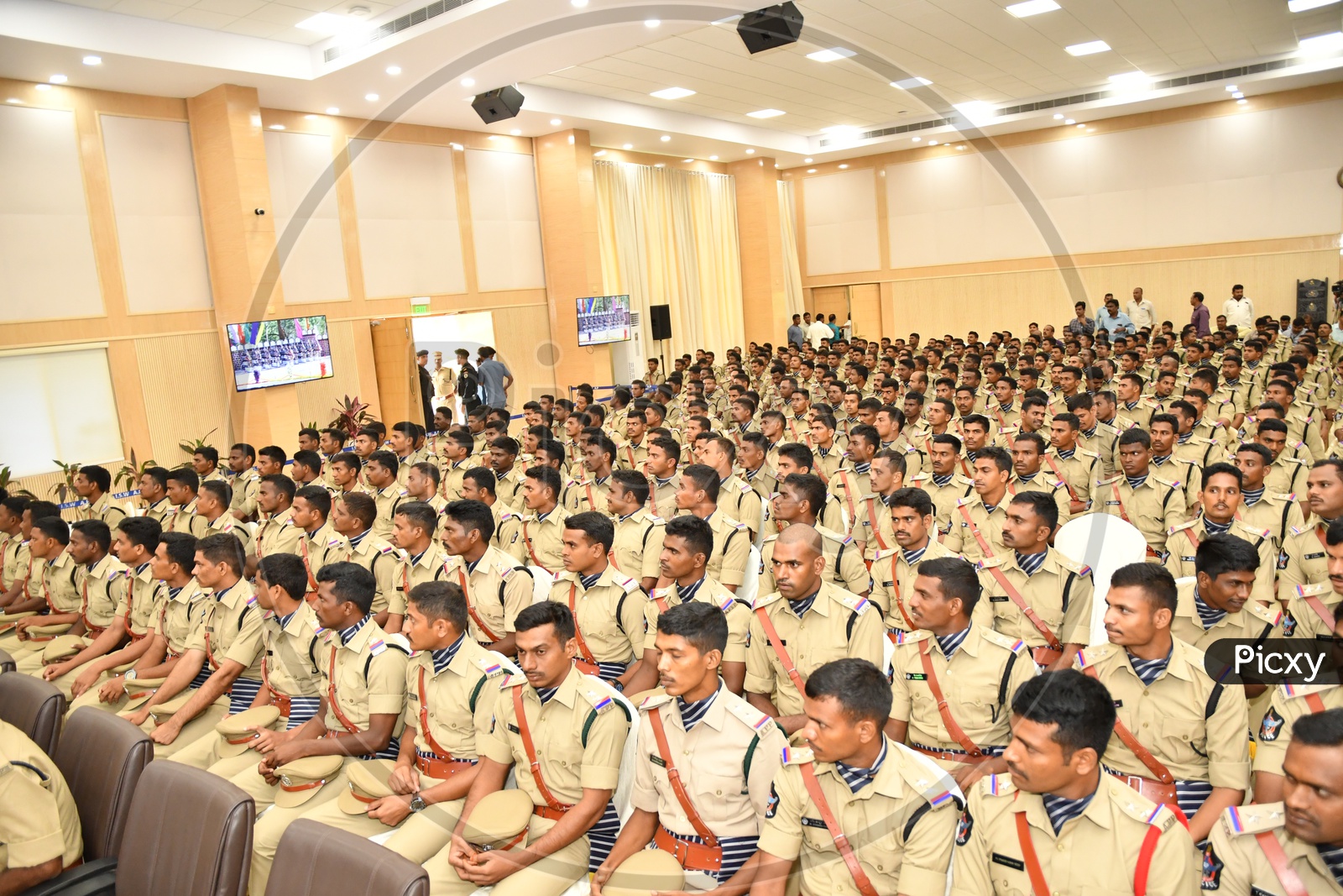 Andhra Pradesh Police Trainee Sub Inspectors in a Interaction Session with former Chief Minister Nara Chandrababu Naidu, 27th June 2018