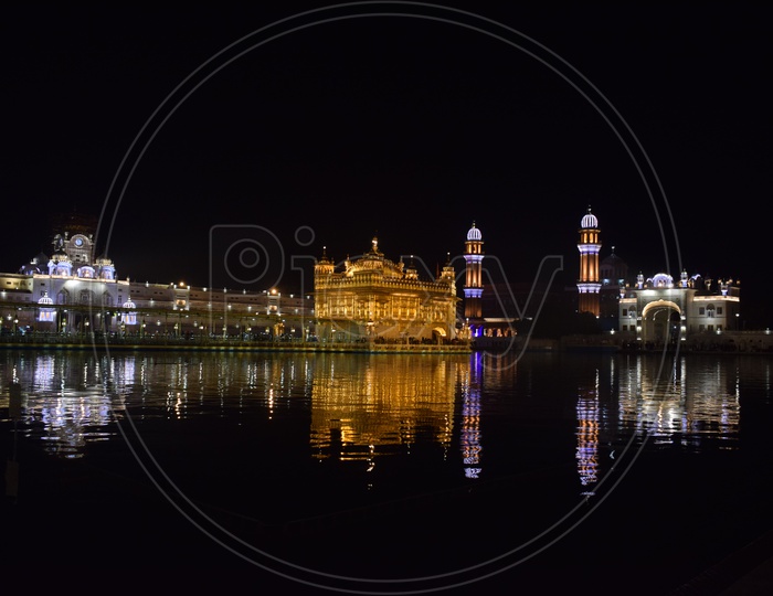 the Golden temple at night