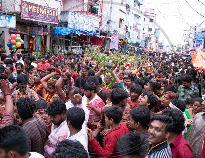 Bonalu Festival Celebrations At Lal Darwaza Temple in Hyderabad