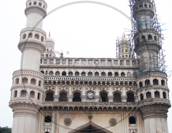 Charminar With  Street Vendors   And Visitors Composition