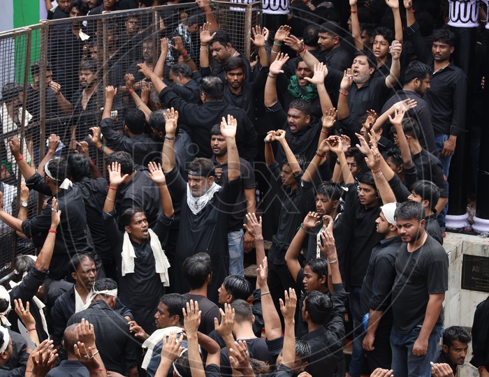 Crowd Of Muslim Devotees Flagellation At Bibi Ka Alawa  Offering Mourns During Muharrum  Procession
