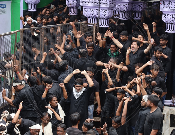 Crowd Of Muslim Devotees Flagellation At Bibi Ka Alawa  Offering Mourns During Muharrum  Procession